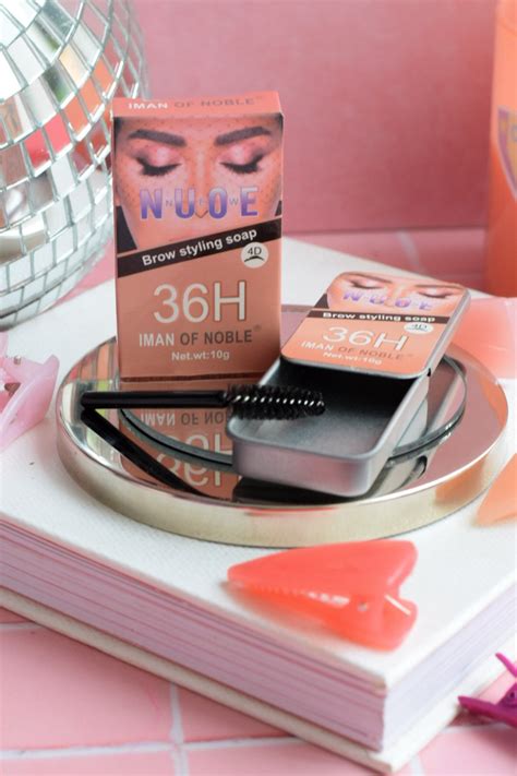 Jabon Para Cejas Nude Horas Valmar