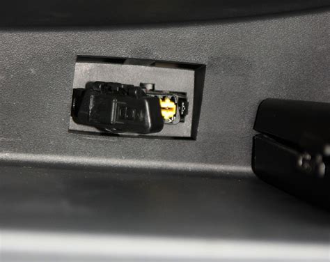 Диагностический разъем на Рено Логан 1 и 2 | Где находится OBD2 колодка ...