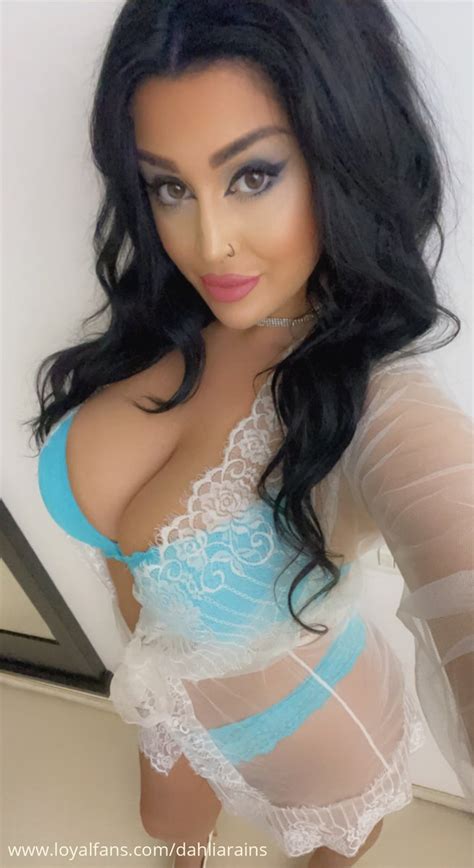 Sexy Super Huge Tits On Twitter Rt Dahliarains Too Hot For