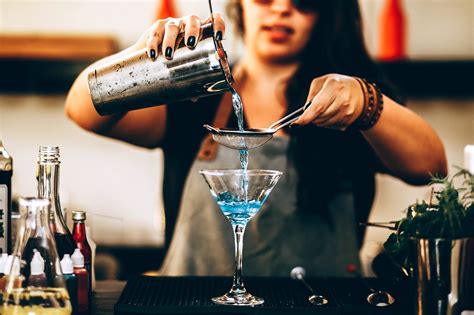 The Essential Skills That Make A Great Bartender Fandb Report