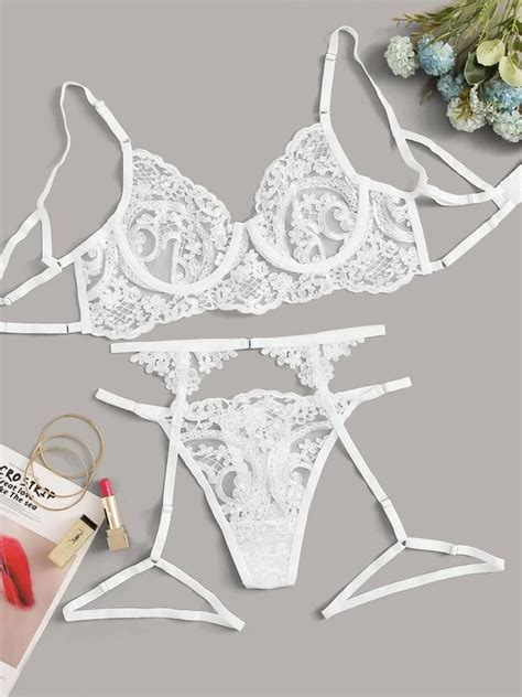 Floral Lace Underwire Garter Lingerie Set Shein