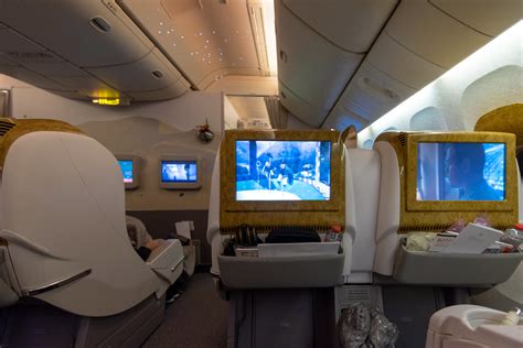 Emirates Boeing 777 300er Premium Economy Class Classe Détails