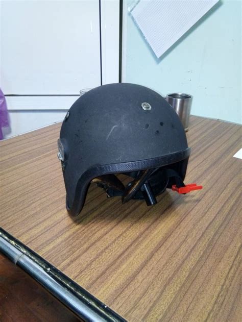 титановый шлем | Riding helmets, Helmet, Hard hat