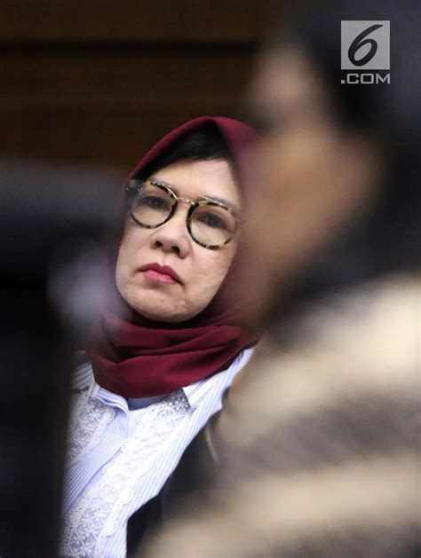 FOTO Mantan Dirut Pertamina Karen Agustiawan Jalani Sidang Pemeriksaan