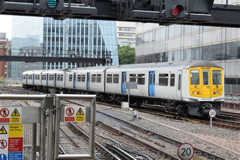 Tl 319459 London Blackfriars Govia Thameslink Class 319  Flickr