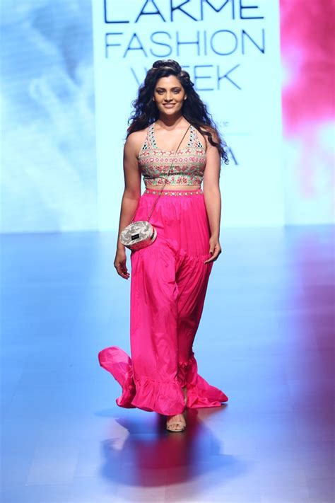 Nishka Lulla At Lakm Fashion Week Summer Resort L Vogue India