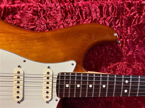 Fender American Performer Stratocaster 2019 - Some Neck Guitars