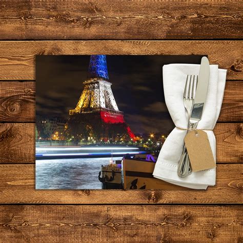 Set de table personnalisé Tour Eiffel tricolore Fabulhouse Kitchen