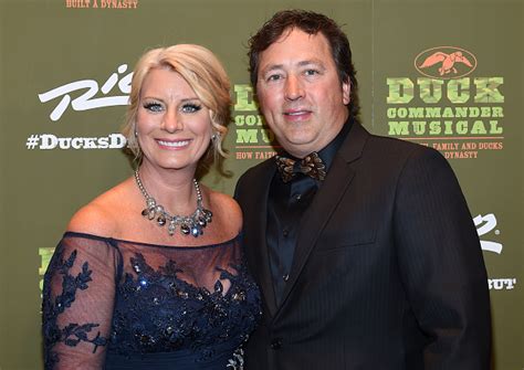 Alan Robertson Net Worth | Celebrity Net Worth