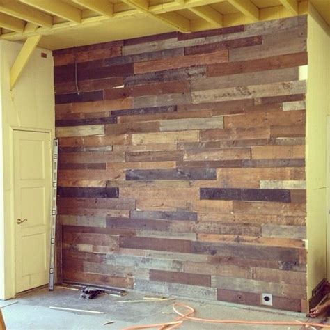 Pallet Wall Feature Walls Diy Woodwork