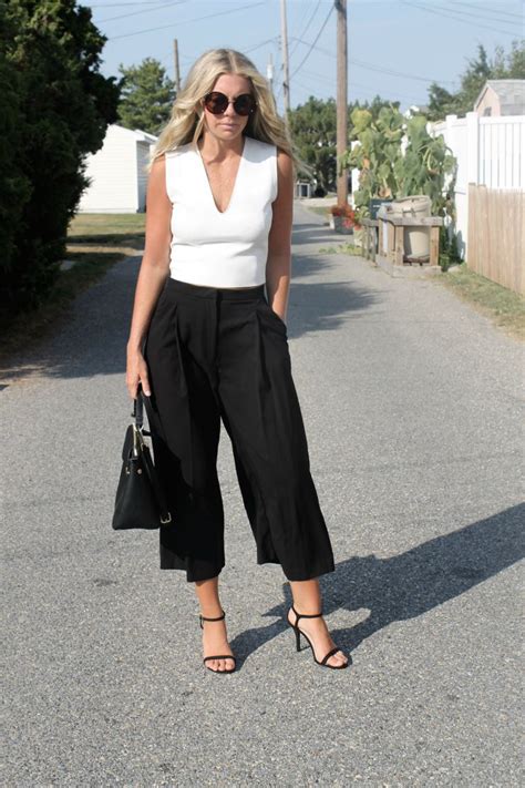 How To Dress Like A Minimalist Not Another Blonde