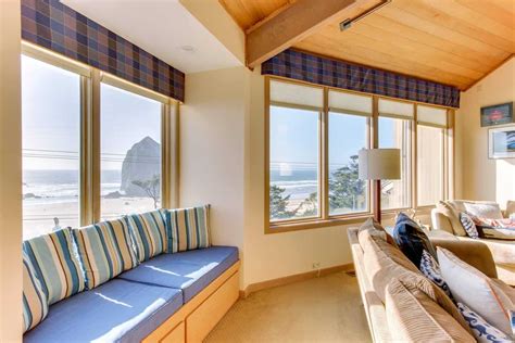 [UPDATED] 60+ Dreamy Airbnb Cannon Beach Rentals