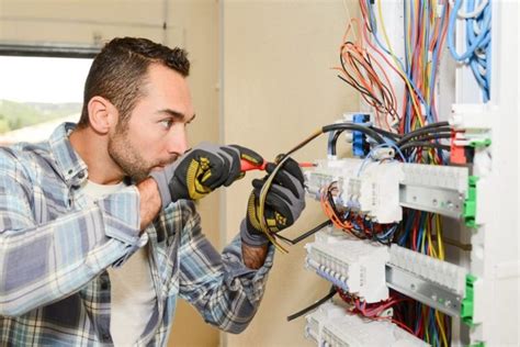 Con qué frecuencia se debe cambiar el cableado de una casa Descubre