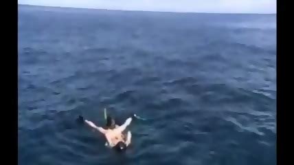 Water Sex Looks Fun