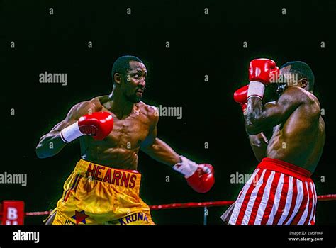 Sugar Ray Leonard Vs Thomas Hearns Fight To A Draw In The War For The Wbc And Wbo Super