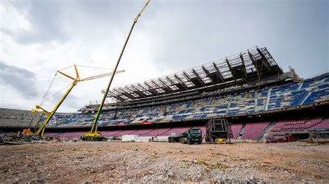 Estadio Fc Barcelona Barcelona Multa Al Bar A Por Obras En El Camp