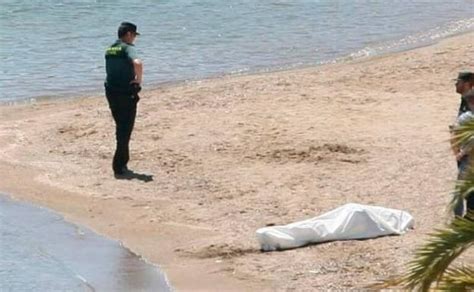 Hallan El Cuerpo Sin Vida De Una Mujer En La Playa De La Ermita De