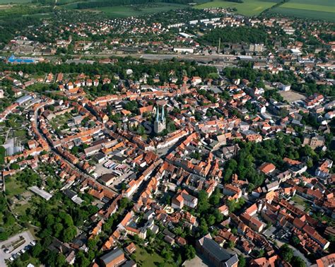 Quedlinburg Von Oben Stadtzentrum Im Innenstadtbereich In Quedlinburg