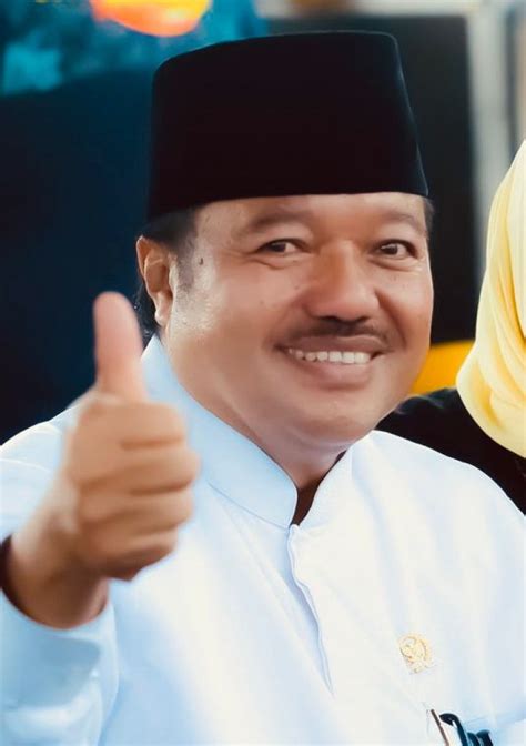 Dinilai Berhasil Pimpin Golkar Idris Laena Dorong Airlangga Kembali