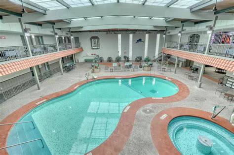 Pet Friendly Hotels Green Bay WI | Family-Friendly Hotel in Green Bay WI