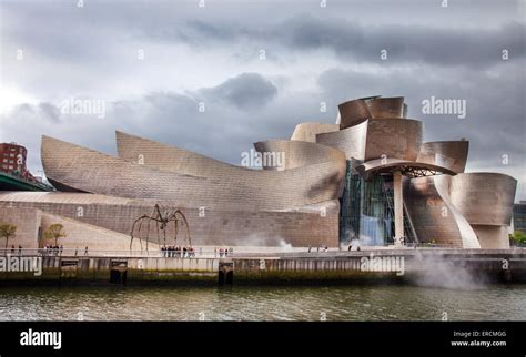 Guggenheim Museum by Frank Gehry Stock Photo - Alamy