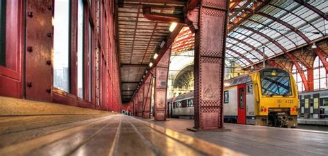 Beautiful Railway Stations Cool Wallpapers