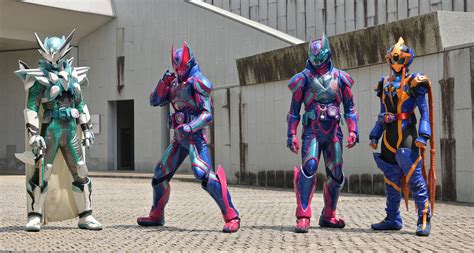 仮面ライダーインビンシブルジャンヌ 仮面ライダー図鑑 東映