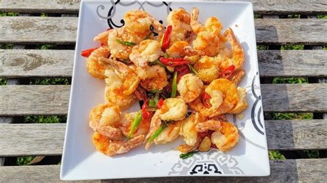 Salt N Pepper Shrimp Crispy Crunchy Spicy Easy Simple And Ready In 20 Mins Youtube