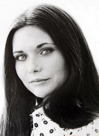 Hot Sexy Candace Glendenning Bikini Pics