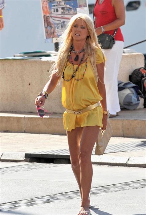 Tara Moss Nude Porn Pictures Xxx Photos Sex Images Pictoa