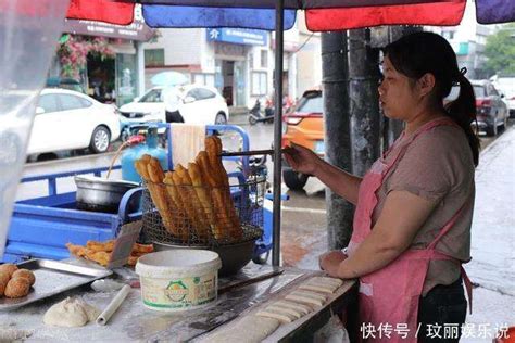 2个摆摊的小项目，利润高又好卖，只要肯吃苦【快资讯】