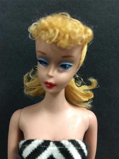 Lot 4 BLONDE PONYTAIL BARBIE IN ORIGINAL SWIMSUIT AND JAPAN BLACK