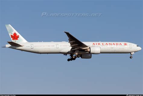 C FIVQ Air Canada Boeing 777 333ER Photo By Hu Chen ID 1006751