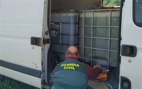 Detenidos Dos Vecinos De Bembibre Y Ponferrada Por Robar Combustible De Canteras De Valdeorras