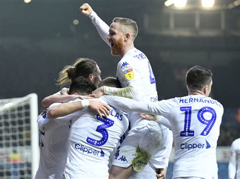 Some Leeds Fans React To Bielsa S Comments On 4 5m Player