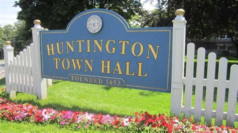 Huntington Town Unveils New Bus Routes Maps Newsday