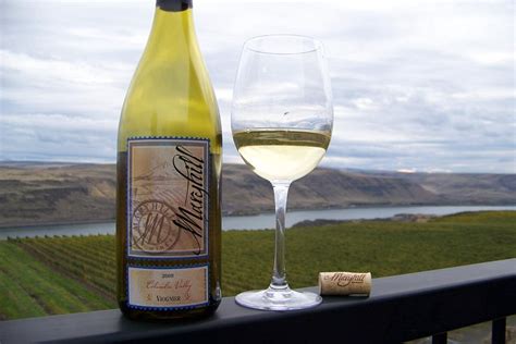 Wineries of The Columbia Gorge - Celilo Inn