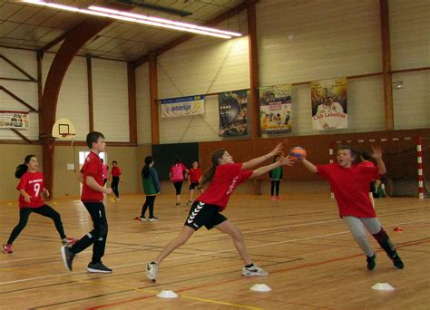 Rencontres De Tchouk Ball Au Molay Littry Coll Ge Octave Mirbeau