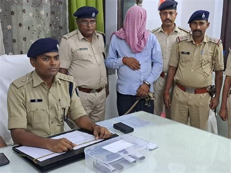 A Criminal Planning A Crime In Motihari Arrested Many Weapons Including Two Pistols Recovered