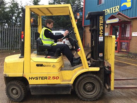 Counterbalance Forklift Training Novice Course For Candidate At Plumb