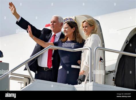 Vice President Mike Pence Wife Karen Pence Center And Daughter
