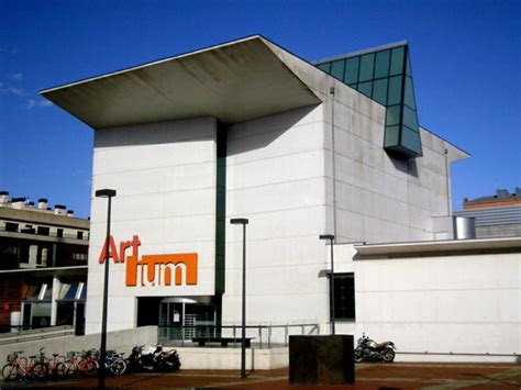 Artium Museo de Arte Contemporáneo en Vitoria Gasteiz Álava