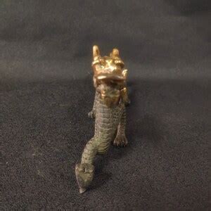 Chinese Antique Pure Hand Carved Bronze Gilt Dragon Statue Desk Decor