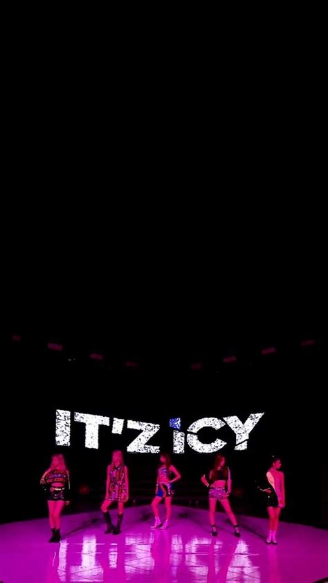 Pin By On Guardado R Pido Itzy Poster Movie Posters