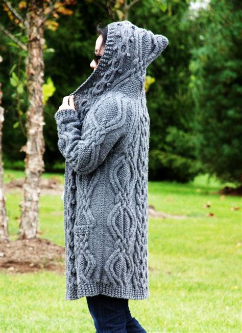 Hand Knit Women Chunky Cable Aran Irish Fisherman Sweater Coat Cardigan