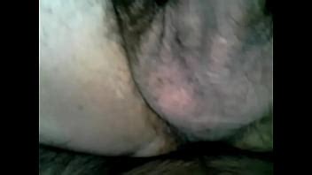 Ayudándole a experimentar a mi amigo hetero XVIDEOS