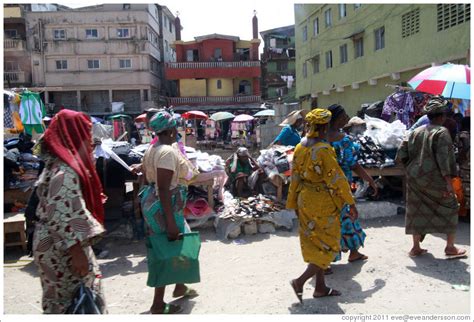 Women Walking Lagos Island Photo Id 20665 Lagos