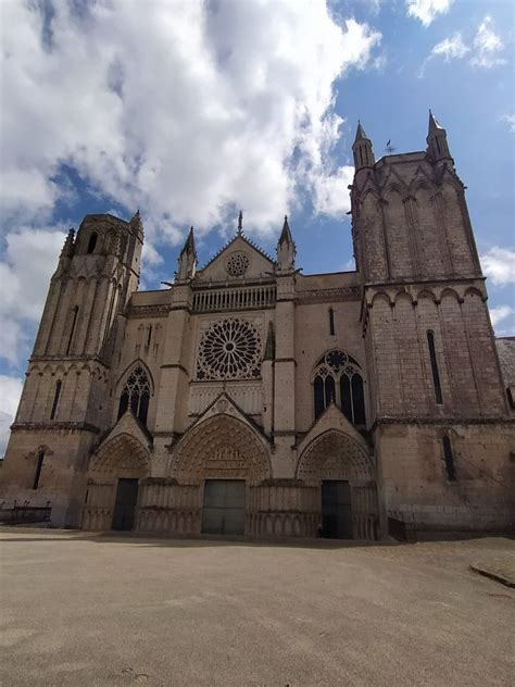 Qué Ver En Poitiers En Francia Viajando Existo