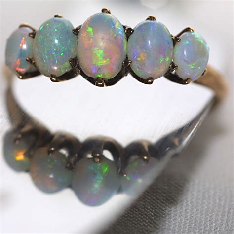 How To Wear Opal And Look Amazing? : Brief Guide