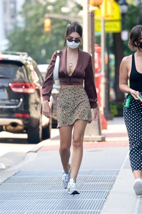 Emily Ratajkowski Hot Archives The Fappening Leaked Photos